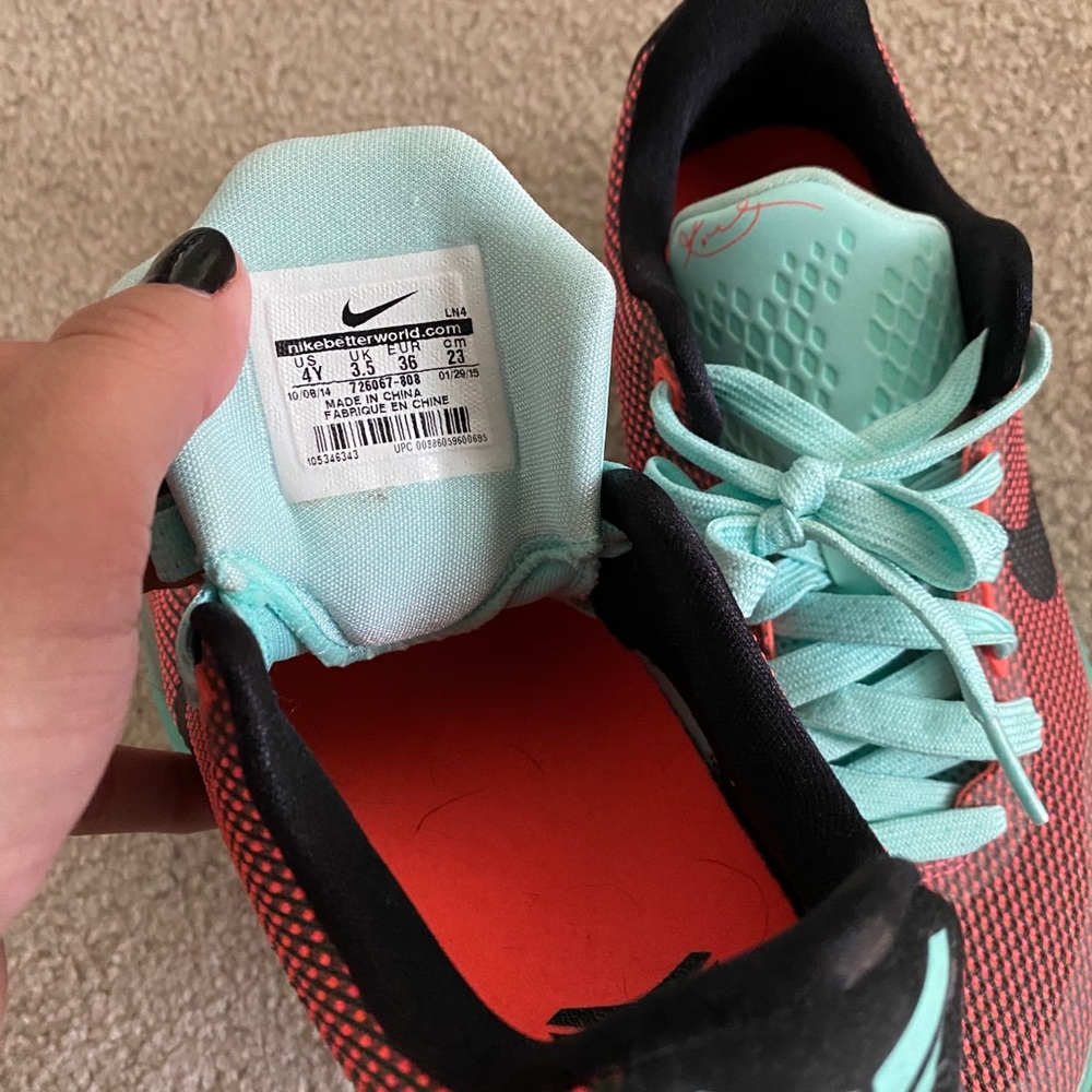 KOBES - Picture 3 of 3
